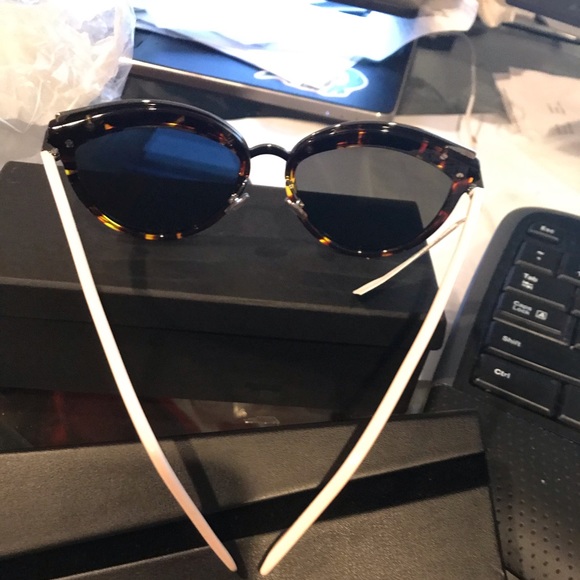 Dior sunglasses!!!FIRM - Picture 2 of 5